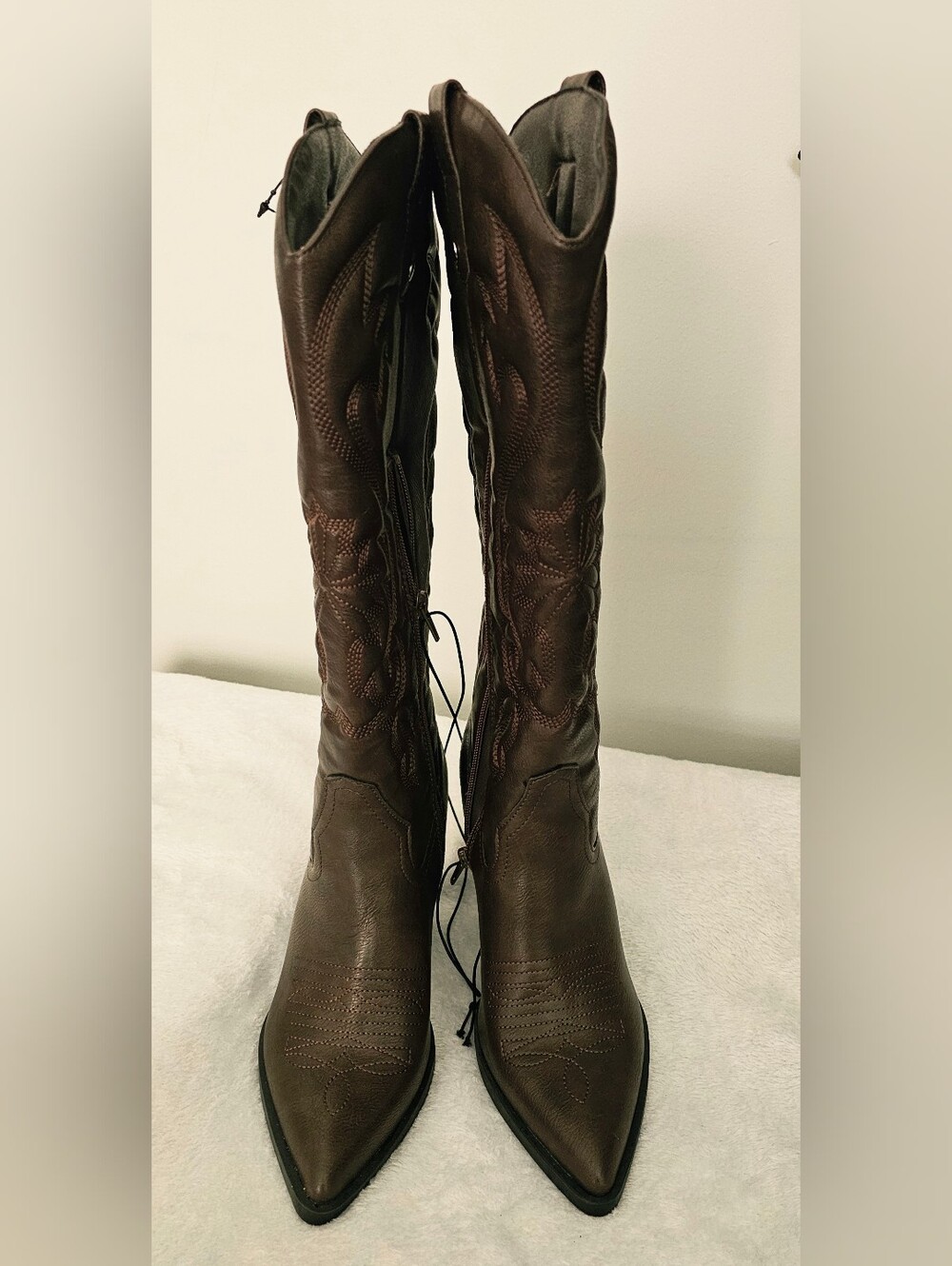 Forever 21 New Faux Leather Brown Women’s Tall Cowgirl Boots Knee-High  Sz 7
